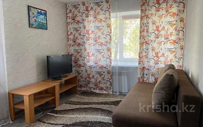 1-комнатная квартира, 32 м², 1/4 этаж помесячно, Пр.Ауэзова 49А - проспект Победы Усть-Каменогорск - изображение 1