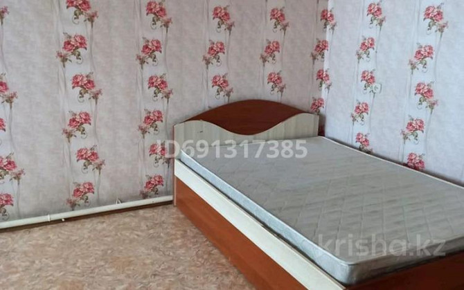 1-комнатная квартира, 38 м², 3/3 этаж помесячно, Микрорайон горный 16 Щучинск - изображение 2