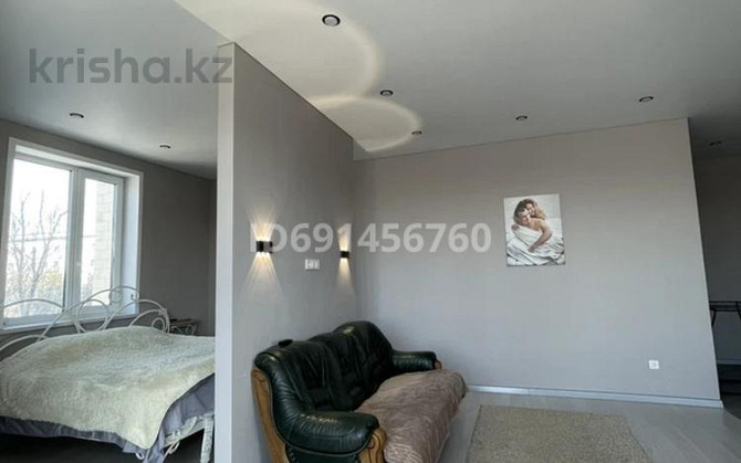 1-комнатная квартира, 64 м², 3/9 этаж помесячно, Есенжанова 3/2 - Железнодорожной больницы Oral - photo 3