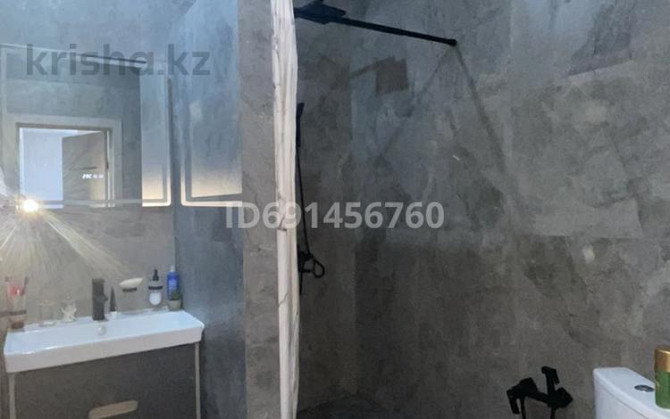 1-комнатная квартира, 64 м², 3/9 этаж помесячно, Есенжанова 3/2 - Железнодорожной больницы Oral - photo 8