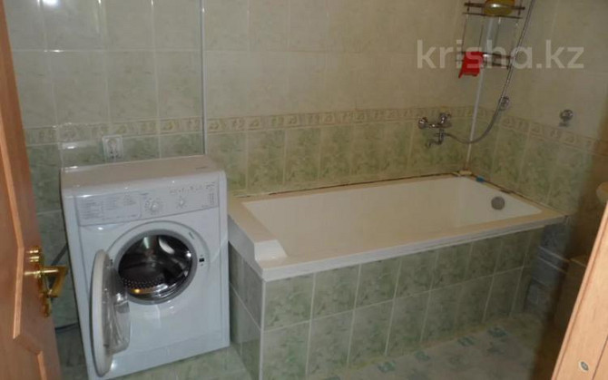 2-комнатная квартира, 55 м², 3/4 этаж посуточно, Казыбековой 4 — Уалиханова Балхаш - изображение 2