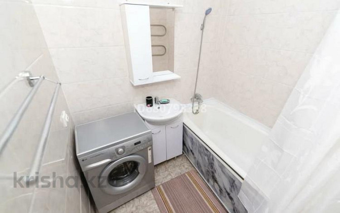 1-комнатная квартира, 80 м², 7/9 этаж посуточно, мкр Жетысу-1 25 — Момышулы Домостроительная Алматы - изображение 8