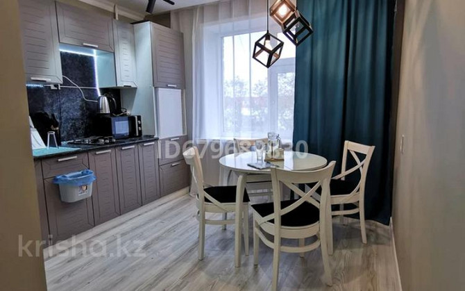 2-комнатная квартира, 51 м², 4/9 этаж помесячно, мкр Строитель - Абулхаир хана Oral - photo 5