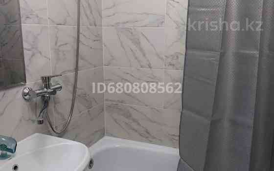 2-комнатная квартира, 65 м², 6/10 этаж посуточно, мкр 11 13 Aqtobe