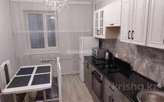 2-комнатная квартира, 65 м², 6/10 этаж посуточно, мкр 11 13 Aqtobe