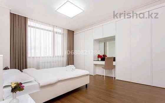 3-комнатная квартира, 110 м², 8/18 этаж посуточно, Кабанбай бытыр 43 Астана