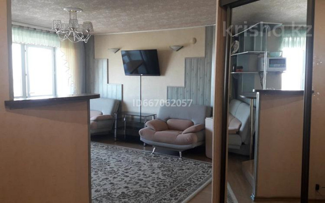 3-комнатная квартира, 67.8 м², 9/9 этаж помесячно, Протозанова 109 Усть-Каменогорск - изображение 1