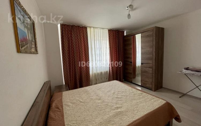 2-комнатная квартира, 70 м², 6/13 этаж посуточно, Бектурова 4в Астана - изображение 7