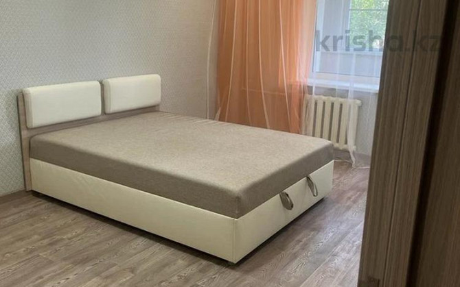 1-комнатная квартира, 33 м², 5/5 этаж помесячно, Молдагулова 26 - Торговая база,Казииту,Анвар Суперм Oral - photo 1