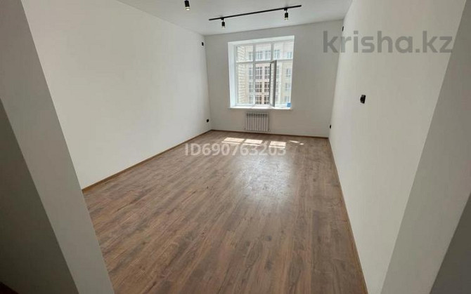 2-комнатная квартира, 67 м², 7/8 этаж помесячно, Проспект Республики 1/7 Караганда - изображение 5