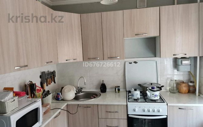 2-комнатная квартира, 44 м², 1/5 этаж помесячно, Улица Ауезова 52А Атырау - изображение 3