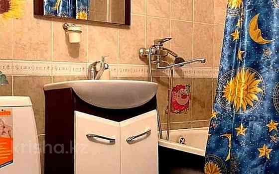 1-комнатная квартира, 45 м², 2/5 этаж посуточно, Азаттык 99а — Атамбаева Atyrau