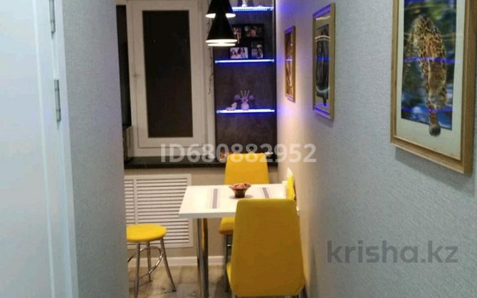 1-комнатная квартира, 31 м² посуточно, 7 мкр 28 — проспект Лунный Степногорск - изображение 2