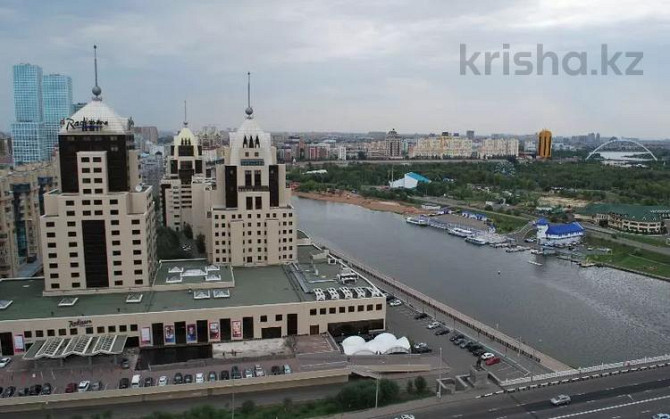3-комнатная квартира, 100 м², 20/25 этаж посуточно, Сарыарка 1а — Сарыарка Астана - изображение 1