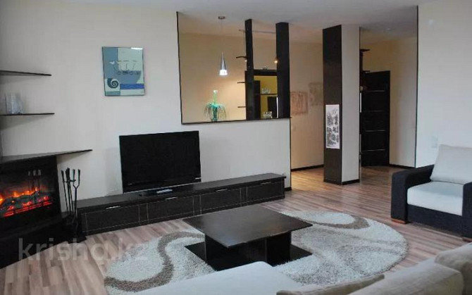 3-комнатная квартира, 100 м², 20/25 этаж посуточно, Сарыарка 1а — Сарыарка Астана - изображение 2