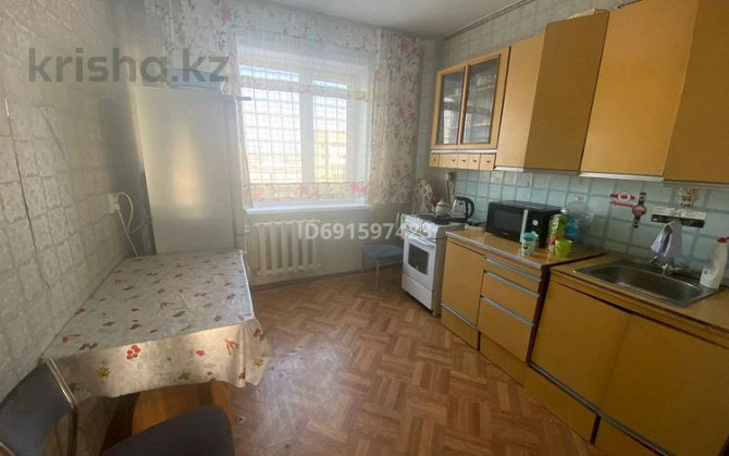 3-комнатная квартира, 65 м², 8/9 этаж помесячно, Майкудук, Майкудук, мкр Восток-3 Karagandy - photo 5