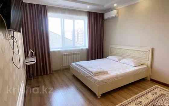 1-комнатная квартира, 50 м², 7/9 этаж посуточно, мкр Нурсая, Таумуш Жумагалиев 15Г Atyrau