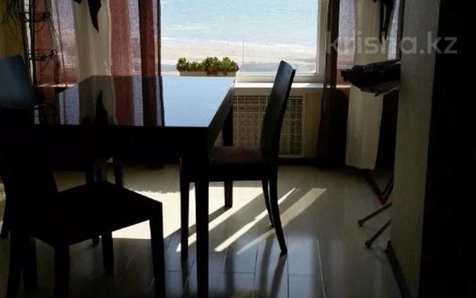 3-комнатная квартира, 80 м², 5/5 этаж посуточно, 14-й мкр 12 Актау - изображение 2