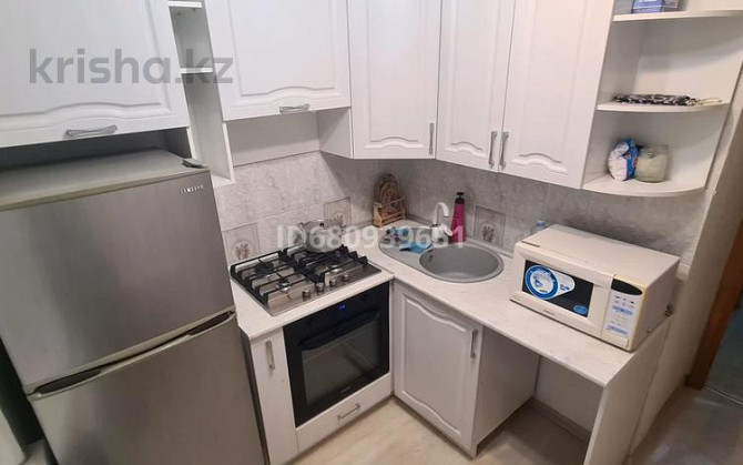 1-комнатная квартира, 500 м², 4/5 этаж посуточно, Самал мкр — Желтоқсан Ракишева Taldykorgan - photo 1