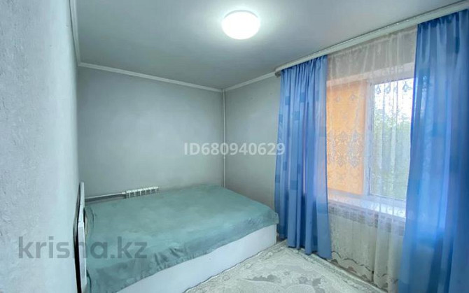 3-комнатная квартира, 62 м², 3/5 этаж посуточно, мкр 5 152 Aqtobe - photo 3