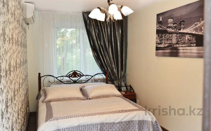 3-комнатная квартира, 65 м², 3/5 этаж посуточно, Алиханова 40 — Гоголя Караганда - изображение 4