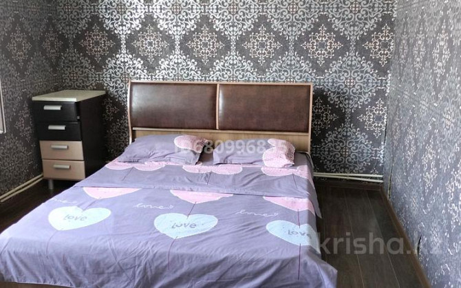 3-комнатная квартира, 120 м², 3/4 этаж посуточно, мкр Нурсат 2, Мкр Нурсат 1 201 — Грасетта Shymkent - photo 1