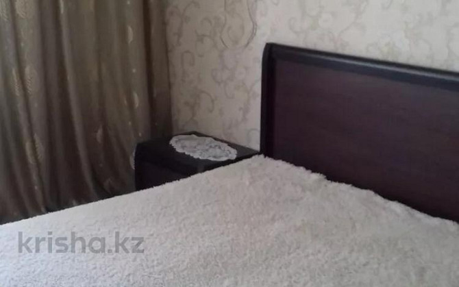 2-комнатная квартира, 45 м², 4/5 этаж посуточно, Ауэзова 42 Семей - изображение 2