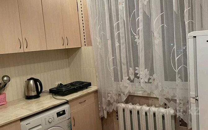 1-комнатная квартира, 32 м², 5/5 этаж посуточно, Димитрова 70/2 — Металлургов Темиртау - изображение 1