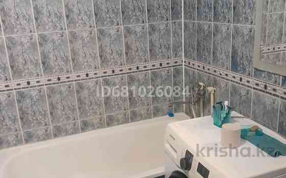 1-комнатная квартира, 41 м², 4/5 этаж посуточно, мкр 5 71 — Маресьева71-Пацаева Актобе
