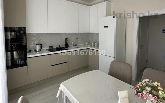 2-комнатная квартира, 63 м², 7/9 этаж помесячно, мкр Нурсая, Абылхаир хана - Жумагалиева Атырау - изображение 6