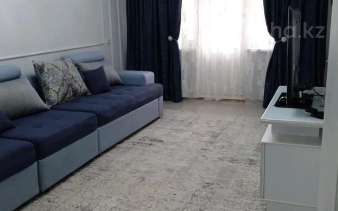 6-комнатная квартира, 110 м², 2/5 этаж помесячно, Рыскулбекова 50А Шымкент - изображение 4