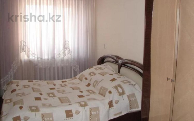 2-комнатная квартира, 55 м², 9/9 этаж посуточно, Шакарима 15 — Валиханова Семей - изображение 4