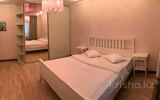 3-комнатная квартира, 100 м², 20 этаж посуточно, Сарыарка 1а Астана