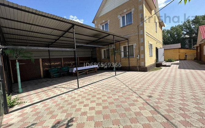 5-комнатный дом посуточно, 250 м², 7 сот., Экибастузская 70 — Пересечение Катаева радищева Павлодар - изображение 4