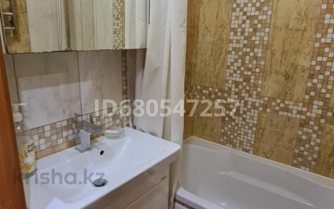 3-комнатная квартира, 60 м², 5/5 этаж помесячно, Каныша Сатпаева 2 Petropavlovsk - photo 4