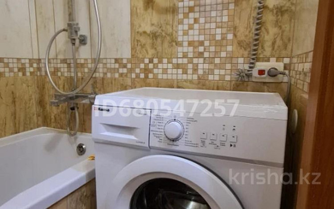 3-комнатная квартира, 60 м², 5/5 этаж помесячно, Каныша Сатпаева 2 Petropavlovsk - photo 6