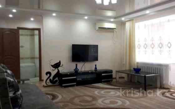 3-комнатная квартира, 90 м², 8/10 этаж посуточно, проспект Шакарима 38 Семей