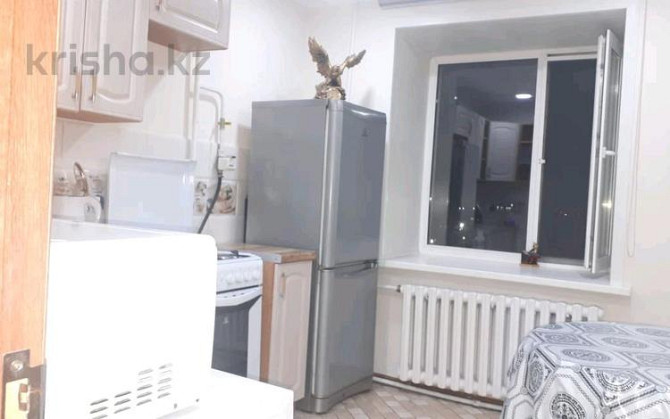 3-комнатная квартира, 90 м², 8/10 этаж посуточно, проспект Шакарима 38 Семей - изображение 8