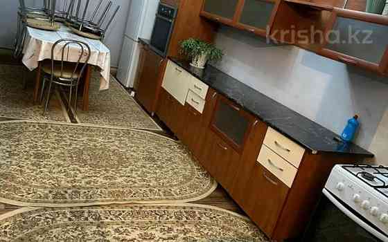 2-комнатная квартира, 80 м², 1/10 этаж помесячно, 17-й микрорайон, Мкрн 17 Shymkent