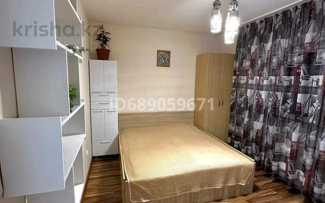 4-комнатная квартира, 120 м², 8/16 этаж помесячно, Мкр «Самал» 1–10 Astana - photo 6