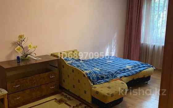 3-комнатная квартира, 74 м², 2/4 этаж помесячно, Айтеке Би 198 Алматы