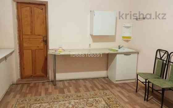 1-комнатная квартира, 15 м², 1 этаж помесячно, Кайынды 22 Astana