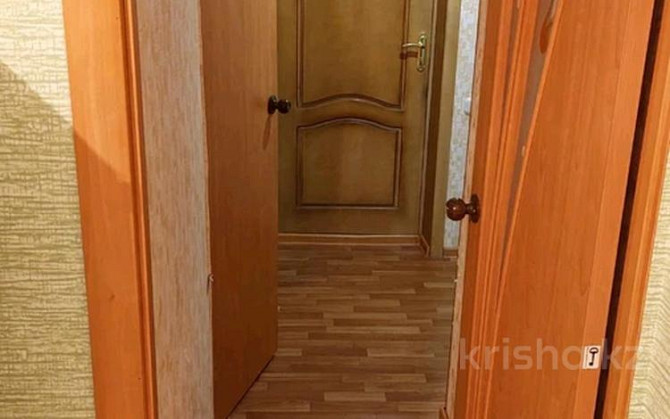 1-комнатная квартира, 35 м², 5/5 этаж помесячно, Победа 8а Петропавловск - изображение 4