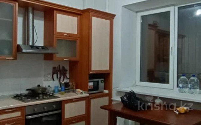 1-комнатная квартира, 45 м², 6/8 этаж помесячно, мкр. Алтын орда, Молдагуловой 46вк1 Актобе - изображение 6