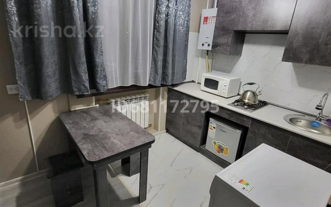 2-комнатная квартира, 60 м², 4/5 этаж посуточно, проспект Жамбыла 115А — Сулейманова Тараз - изображение 3