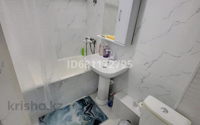 2-комнатная квартира, 60 м², 4/5 этаж посуточно, проспект Жамбыла 115А — Сулейманова Тараз - изображение 6