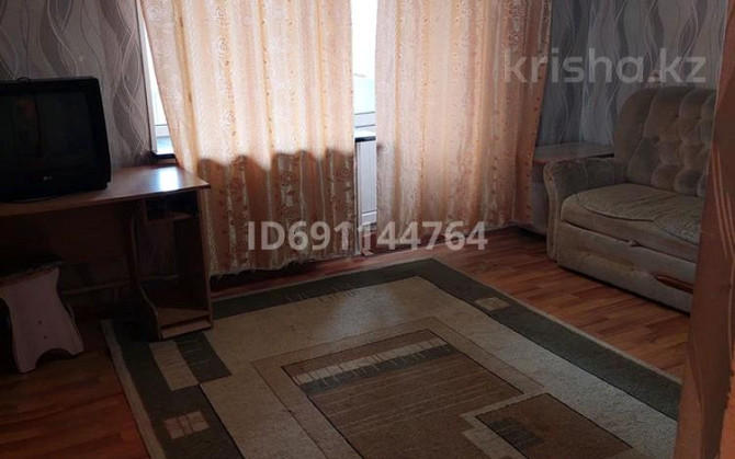 1-комнатная квартира, 32 м², 5/5 этаж помесячно, Назарбаева 163 Петропавловск - изображение 1
