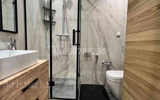 3-комнатная квартира, 120 м², 26/33 этаж помесячно, Альфараби 9 5г - Панфилова Алматы