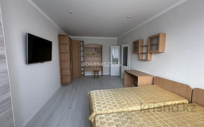 1-комнатная квартира, 42 м², 5/13 этаж помесячно, Максут Нарикбаева 6 - ул. Кайыма Мухамедханова, ря Астана - изображение 2