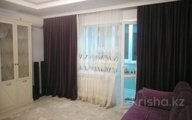 2-комнатная квартира, 46 м², 3/5 этаж посуточно, Ул.Махамбета 123 Атырау - изображение 5
